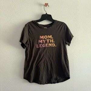 Old Navy Mom Gray Graphic Tee